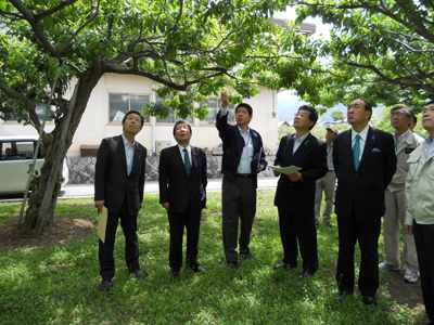 山田一功県政報告会