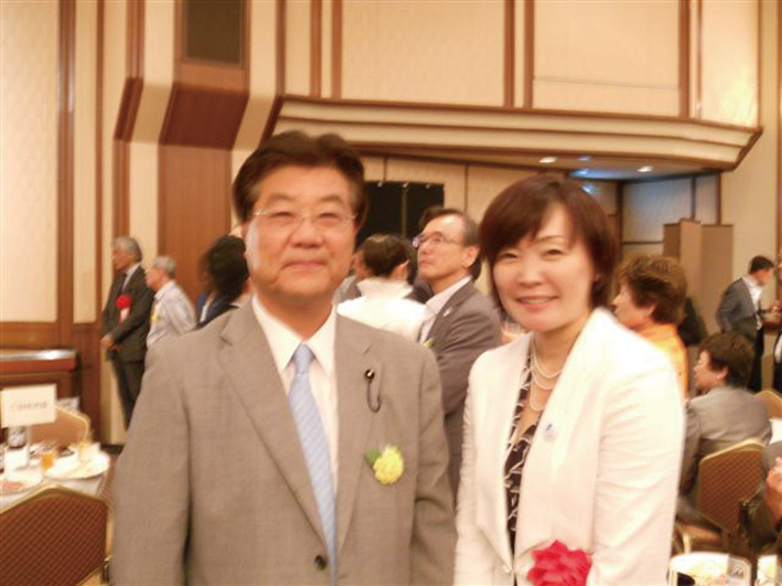 山田一功県政報告会