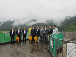 山田一功県政報告会